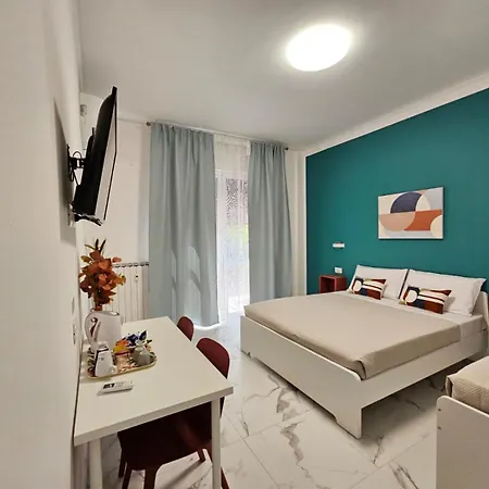 Casa de hóspedes Keyrooms 4*