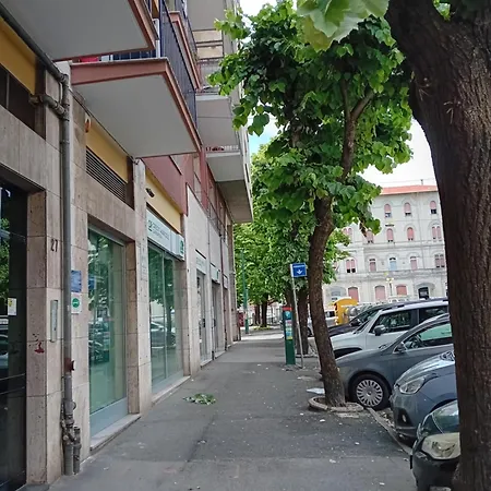 Keyrooms Casa de hóspedes 4*